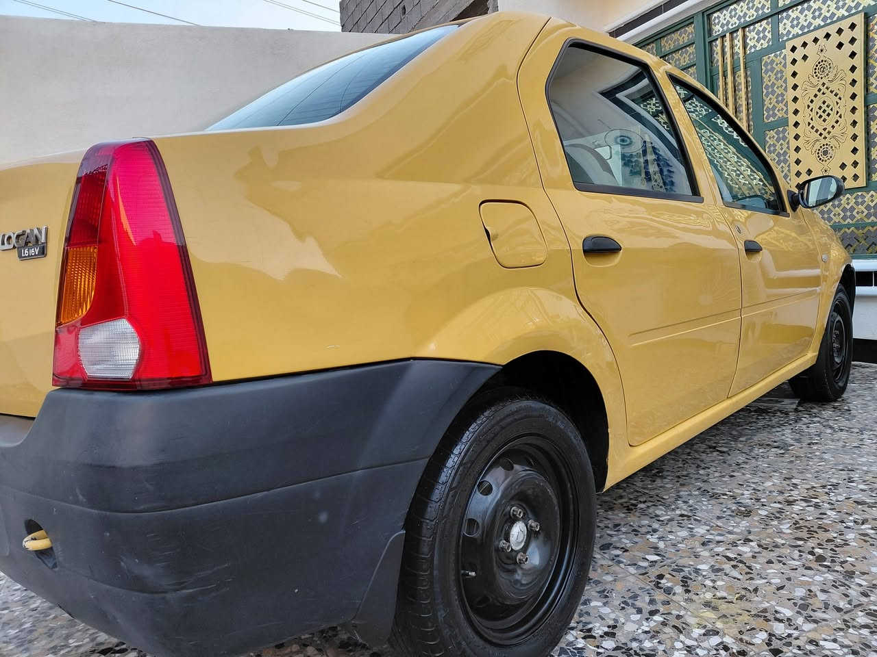 للبيع رينو موديل ٩ مكينه فرنسي جديده كير صدر جاهزه
كشر مكفول من الحادث والخياس سياره جاهزه سنويه مشروع
الهيئه مصفره بيهه باركود مسوي تحول ثاني يوم شرط
سعر ٣٨ وبيهه مجال سياره كلش حلوة وبلاديه مكاني الشعب
***********
