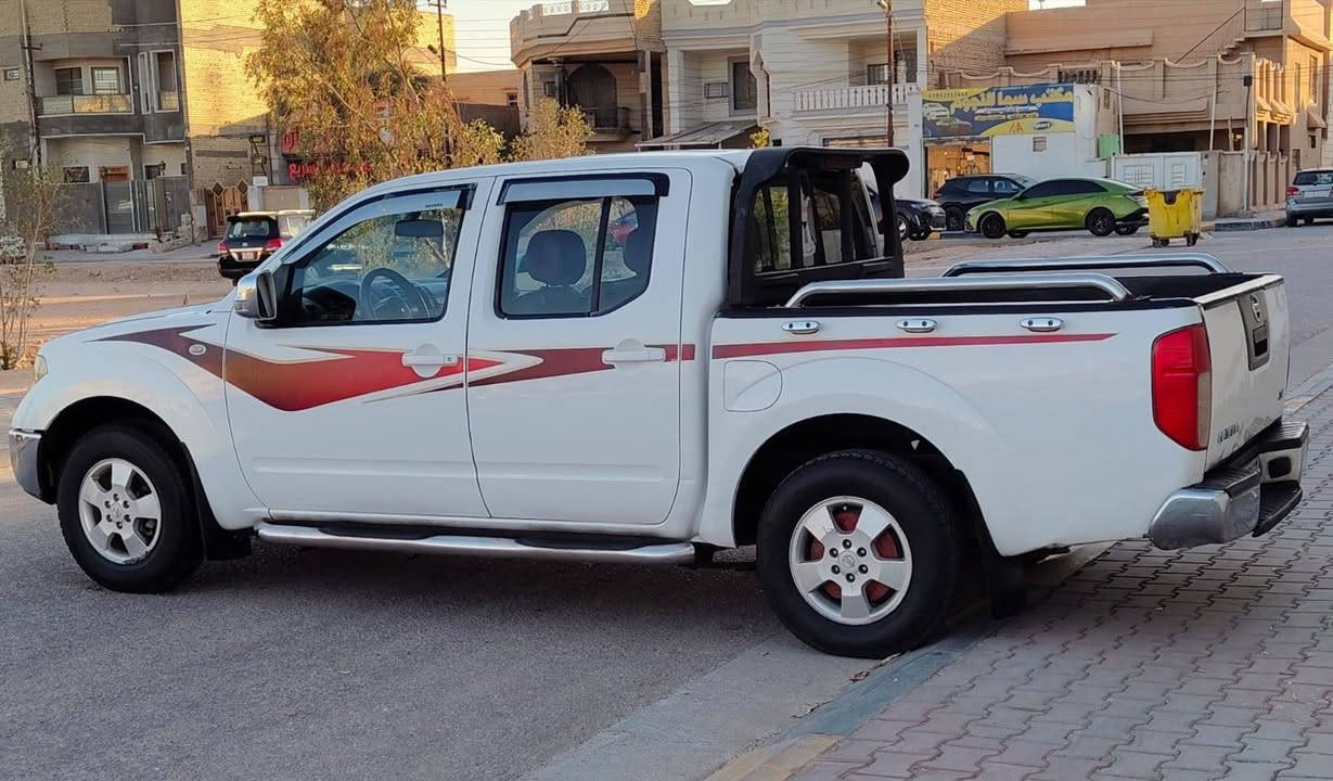 سلام عليكم للبيع بيكم نيفاره كفاله ضربه وتبديل الغايه2029 رقم نكليزي سعر 90 ستفسار أكثر *********** عنوان سياره كربلاء موديل 2010  سياره جديده وجاهزه من كلشي  كير محرك بلاد رقم بغداد نكليزي تبريد ثلج حداديه تخم تاير تبريد سياره جديده
