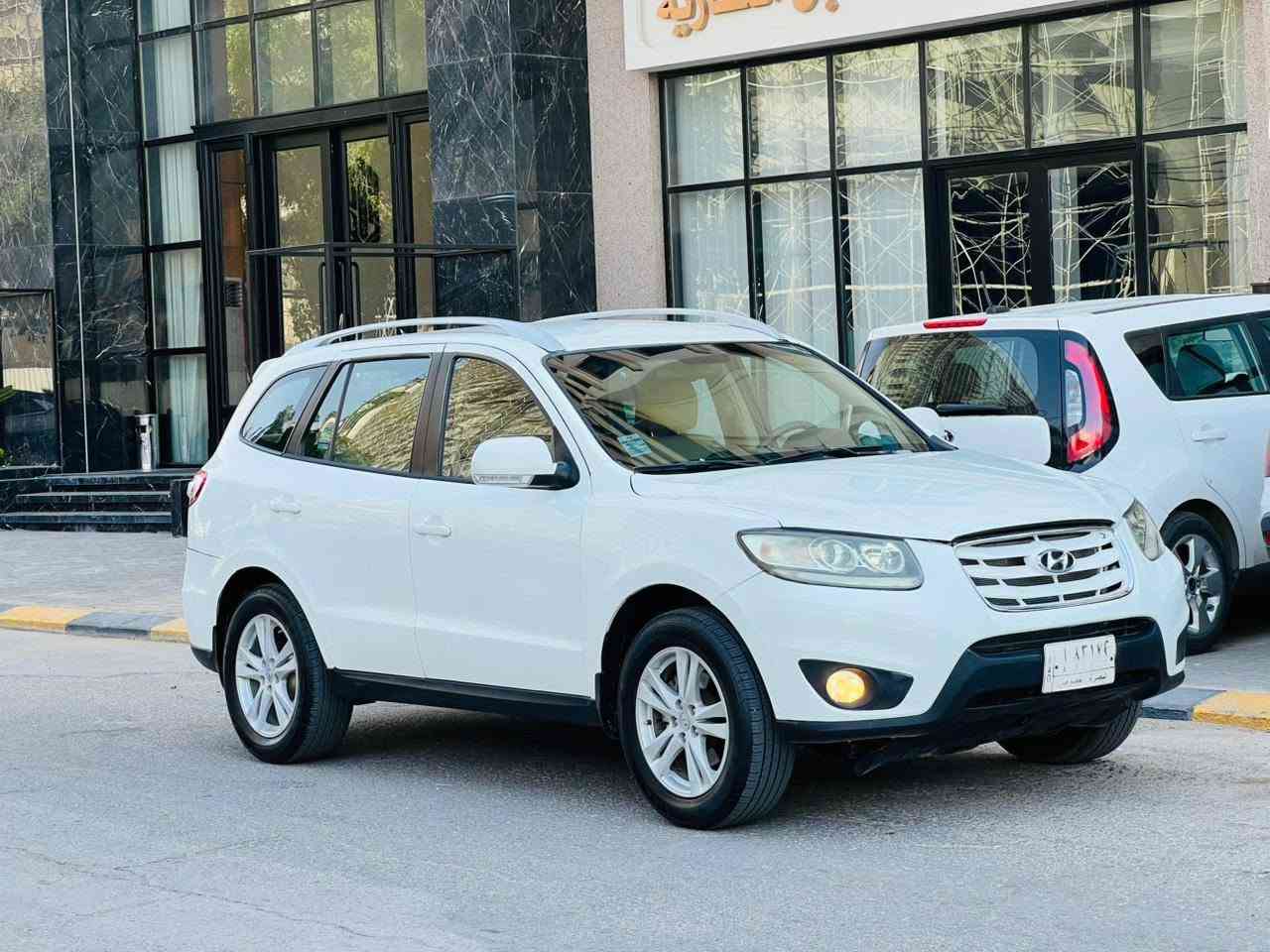 هونداي سنتافي خليجي مديل 2010  سعر 123 وبيه مجال للاستفسار الاتصال ***********  خليجي بيه صبغ جاملغ وبنيد بدون دواخل ولباقي كفاله عامه مواصفات شركه لعامه داخل بيجي سبعه 7راكب ثلث قطع تبريد تحكم ستيرن حساسات خلفيه مري كهربائي شاشه يباد كامره دواره مكينه سته 6سلندر 3300  مكينه وكير مكفولات حداديه جديدهه تخم تاير جديد تبريد شغال ثلج سنويه لل 28مشروع وطني سياره جديده وجاهزه وأي نقص مابيهه مكان سياره كربلاء كربلاء, العراق
