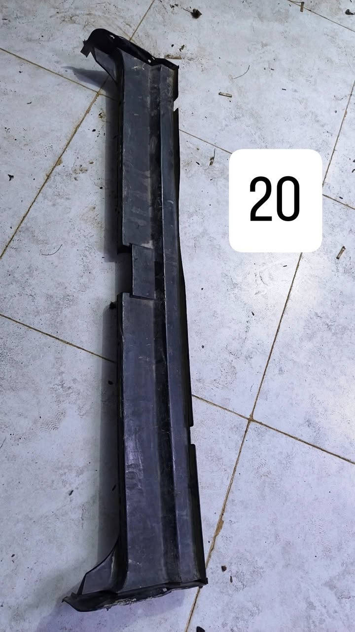 غراض بي إم 525 للبيع 
العنوان موصل جانب الايمن***********
