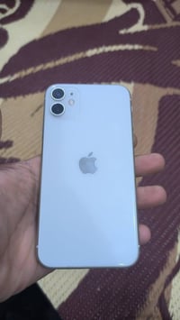 ايفون 11 عادي الجهاز وتر بطاريه 75 ذاكره 128 السعر 260 للاستفسار اتصل ...