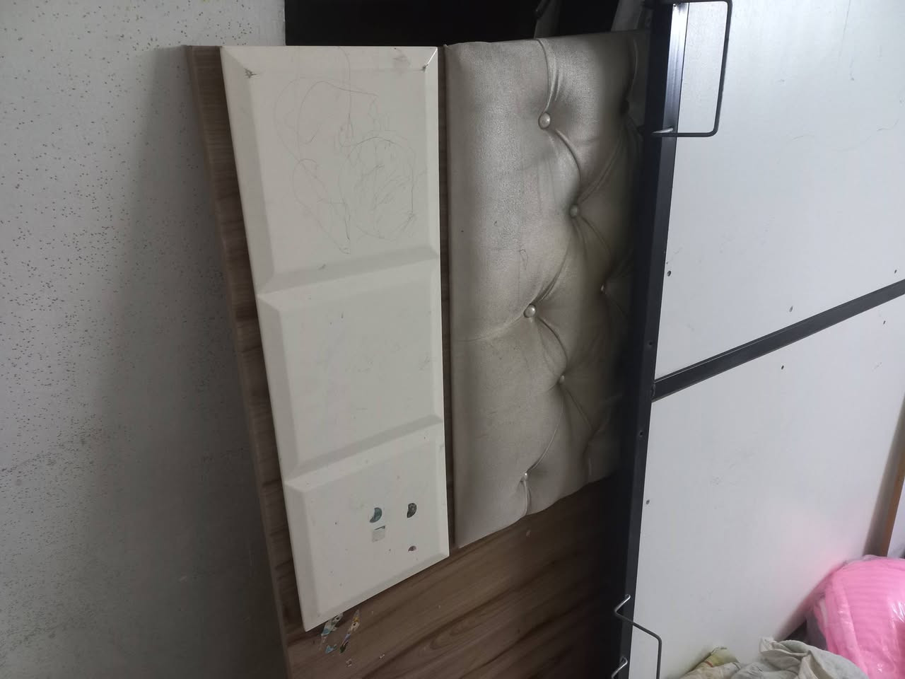 السلام عليكم
غرفة نوم سبع قطع تركية نضام سلايت مخزن نظيفة 
رايدة ب 600 الف الغرفة شغل درجة أولي ثقيلة 
للتواصل ع الرقم وات ساب ***********
مكاني بغداد زيونة
