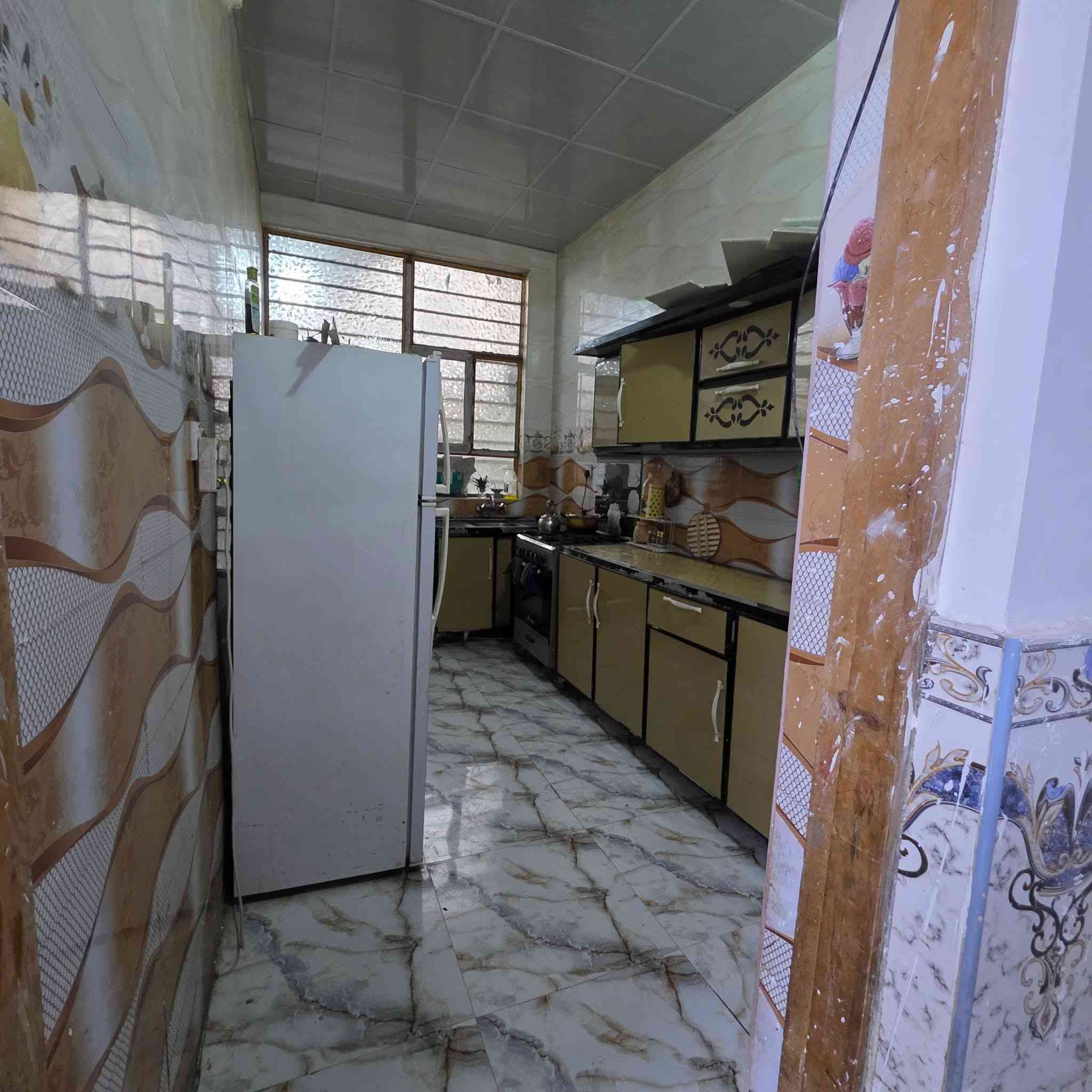 علان عقار اللبيع /🚩

دار للبيع طابو صرف المساحة 91 متر

كونكريت مسلح بناء 2021 ✨

الواجهه 5،70م /  ↕️

السعر مناسب /💸

العنوان حي الفرات على شارع ١٥م /

 يحتوي الدار على/
  استقبال طارمه /
 صاله مطبخ♨️ غرفه النوم عدد 1 
وصحيات داخليه وخارجيه /🛁

مراجعة مكتب قصر الباشا للعقار /🚩

العنوان المكتب شارع أسواق طيبه/🚩
مجاور أسواق دجله /🪙

مكتب احمد الشمري للأستثمار /🏗️
 وتطوير العقاري /

يرجاء مراسلة الصفحه💻 او 

الاتصال على الرقام التاليه/☎️

( *********** )  👉 📞

( *********** )  👉 📞

-----------------------------------------------------------
