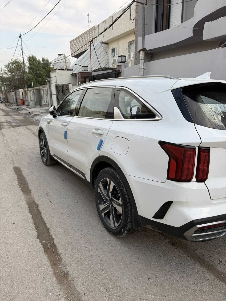 السلام وعليكم
سورنتو 2021

 

رقم بغداد بأسمي تحويل مباشر 

السياره ماشيه 43 الف جديده كلش

مكان سياره ديالى بعقوبة 

السعر /// 260 بيها مجال 

اللاتصال ***********

المواصفات 

بصمه + بصمه ابواب 

تشغيل عن بعد 

6 سلندر 

7 راكب 

شفتات مقود 

جنطه كهرباء 

كشنات كهرباء 

مري شفط 

كامره خلفيه دواره 
 كامره امامية 

حساس امامي وخلفي 

شاشه 

تبريد بيانو  

4 انضمة قياده 

مود رايف

برد خلفيه

3 قطع تبريد 

اشاير بالمري
ضرر والسونار مثل ما واضح بالصوره
