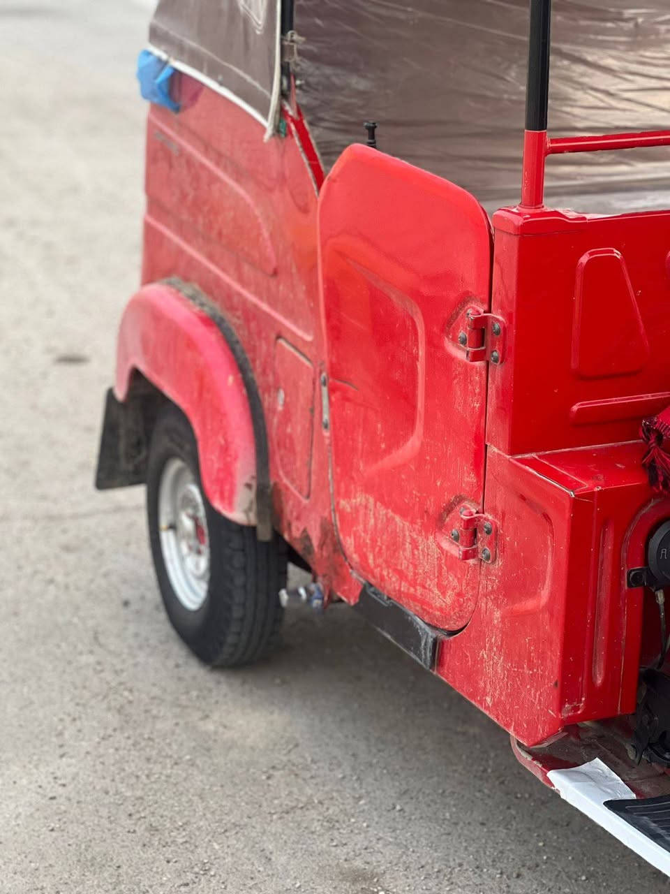 تكتك موديل 22 شهر 7 اوراق اكفلك ترقيم تكتك كفاله  السعر7 او900.  رقمي***********
