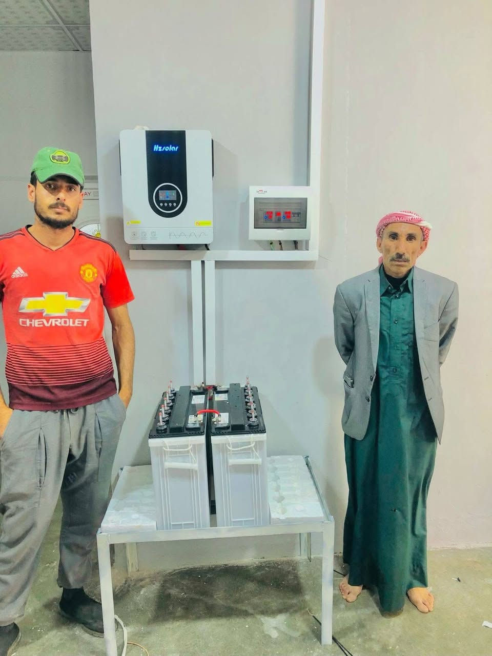 #قسط #مريح #بدون #مقدمة 
بفضل الله وبحمده قامت كوادر شركتنا (شركة المهندس للطاقة الشمسية) بنصب منظومة طاقة شمسية منزلية لأحد زبائن شركتنا
العرض الاقوى تحطيم الاسعار 🔥 🔥 🔥 🔥 🔥 🔥
العرض الاول 🔥 🔥 🔥
السعر : 3،750،000 فقط 
القدرة : 15 نهاري و 15 ليلي 
الألواح: 620 واط ضمان 15 سنة  عدد7
البطارية: ليثيوم حجم 15 كيلو واط ضمان 5 سنة
الانڤيرتر :  حجم 6 كيلو مع واي فاي مدمج ضمان 2 سنة 
العرض الثاني 🔥 🔥 🔥
السعر :  3,250,000 فقط
القدرة : 10 نهاري و 10 ليلي 
الألواح: 610 واط ضمان 15 سنة  عدد 5
البطارية: ليثيوم حجم 10 كيلو ضمان خمس سنوات
الانڤيرتر :  حجم 6 كيلو مع واي فاي مدمج ظمان 2 سنة
العرض الثالث 🔥 🔥 🔥
السعر : 2،500،000 فقط
القدرة : 10 نهاري و 7 ليلي 
الألواح: 620 واط ضمان 15  سنة عدد5
البطارية: ليثيوم حجم 7 كيلو ضمان خمس سنوات
الانڤيرتر : حجم  4 كيلو ضمان 2 سنة 
العرض الرابع 🔥 🔥 🔥
السعر : 2،150،000 فقط
القدرة : 8 نهاري و 5 ليلي 
الألواح: 620 واط ضمان 15 سنة  عدد 4
البطارية: ليثيوم حجم 5 كيلو ضمان خمس سنوات
الانڤيرتر : حجم 4.2 كيلو ضمان 2 سنة 

للحجز و الاستفسار
مدير شركة المهندس للطاقة الشمسية  
ربيع سامي الجبوري 
⁨ ***********
مهندس سعد 
***********
انور الفرحان 
مدير المبيعات 
***********
مهندس الصيانة 
عزيز الفرحان 
***********
 عمر الفرحان 
***********
