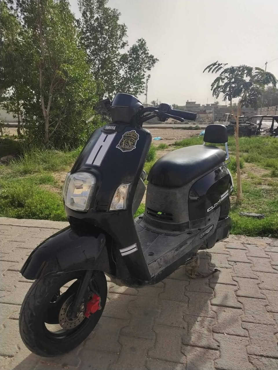 السلام عليكم. 
ماكس بوليس للبيع دراجه خرسه معدل حلو تخبل نفس ما كدامك السعرخاص***********
