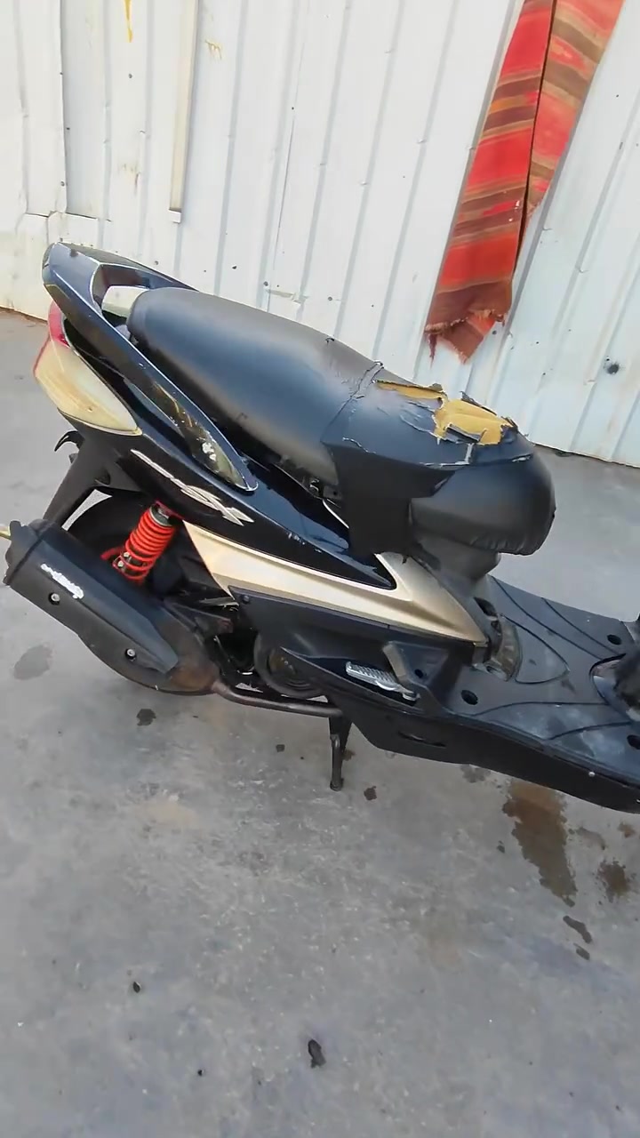 دراجه سكنس فحل البيع دراجه مكينه جديده تايرات جدد دبلات جدد دراجه خير من الله ودراجه من البيت الشغل كفيلك الله نقصها بس باتري اكفلك بوكه واكفلك كلشي عن الدراجه
السلام عليكم 

اذا مو شراي لا تعبني اروحلك فدوة 
***********
دراجه سكنس فحل البيع دراجه مكينه جديده تايرات جدد دبلات جدد دراجه خير من الله ودراجه من البيت الشغل كفيلك الله نقصها بس باتري اكفلك بوكه واكفلك كلشي عن الدراجه
