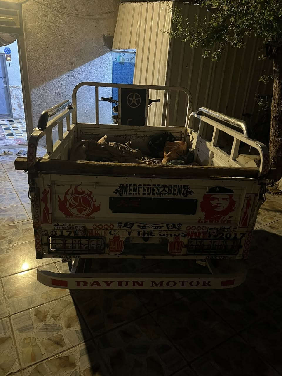 ستوته للبيع اوراق ***********
