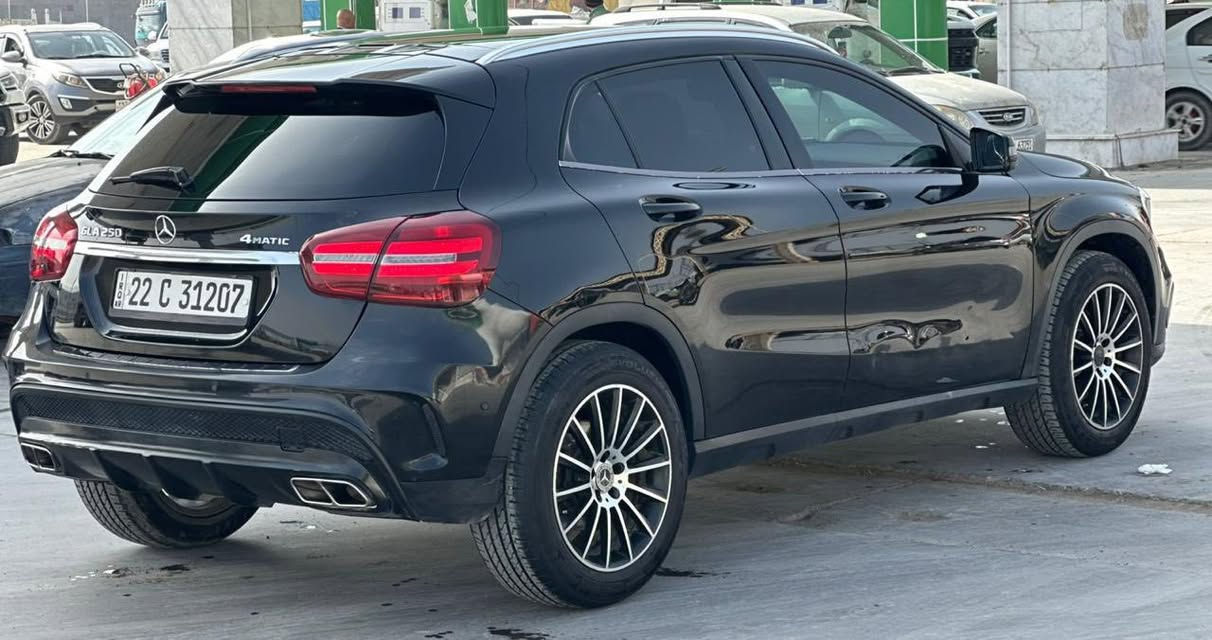 السلام عليكم 
مارسيدس GLA 250. 2018
وارد امريكي 
ماشيه 74 الف 
رقم اربيل سنويه ورقم جديد
بچم  محدث AMG
 المازدات  محدث AMG
صور الحادث بالمنشور 
المواصفات
بصمه 
بانوراما 
كشنات كهرباء
كشنات خزن
تدفئة كشن
سايد بريك بصمه
شاشة كبيرة
ماوس شاشه
كاميره خلفيه 
اشاير مري
مري كهرباء
رادار مري
تركشن
كير مثبت سرعه
مري اوتو
لايت ليد نهاري
بك لايت Led
مازدات داينمك هايلوجي
مكان السياره 
بغداد بسمايه او المنصور 
السعر 159 ورقه 
***********
