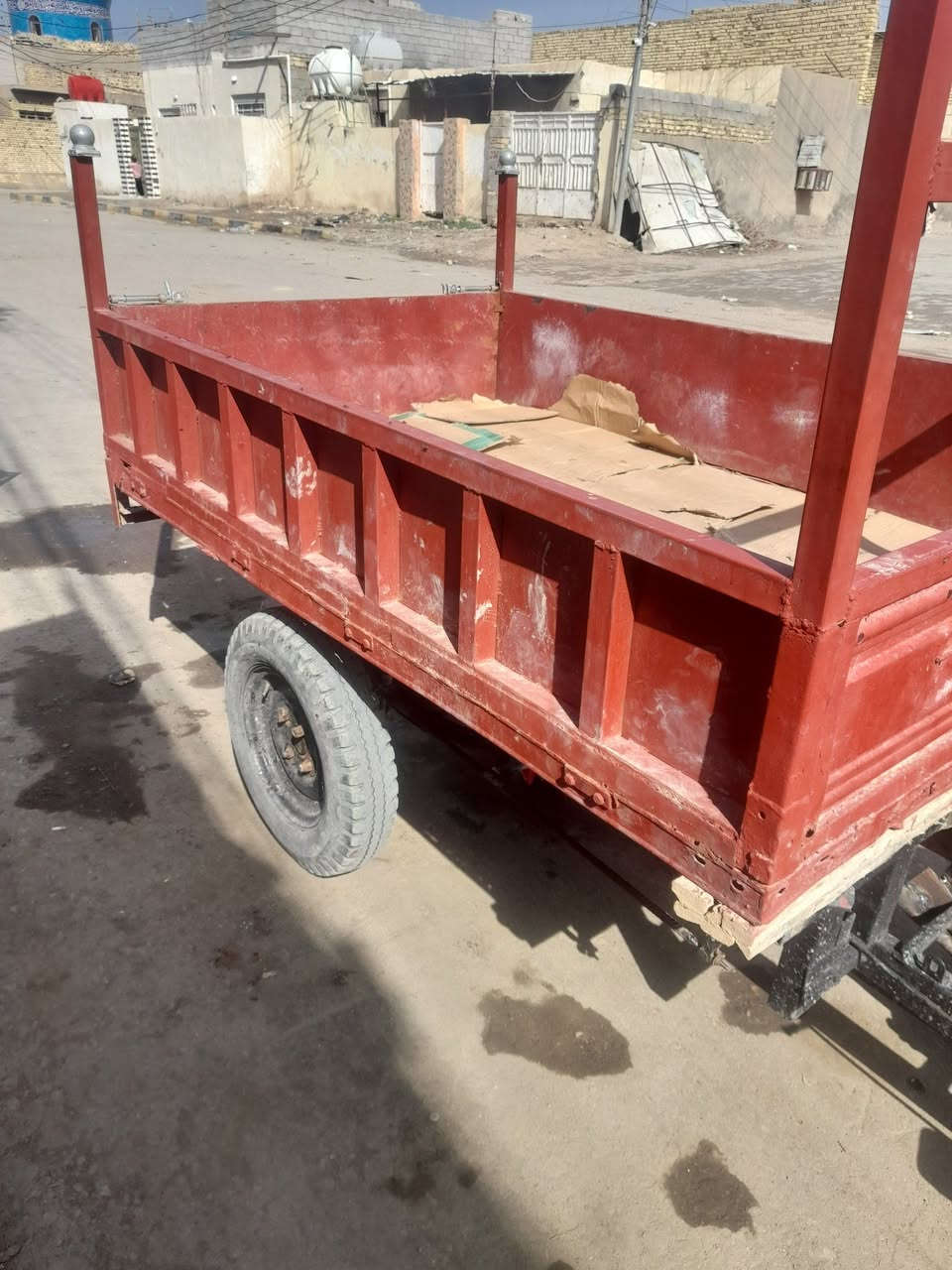 للبيع  بدون المجر  ***********
