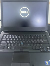 لابتوب • كامل ملحقاته • نظيف ١٠٠٪