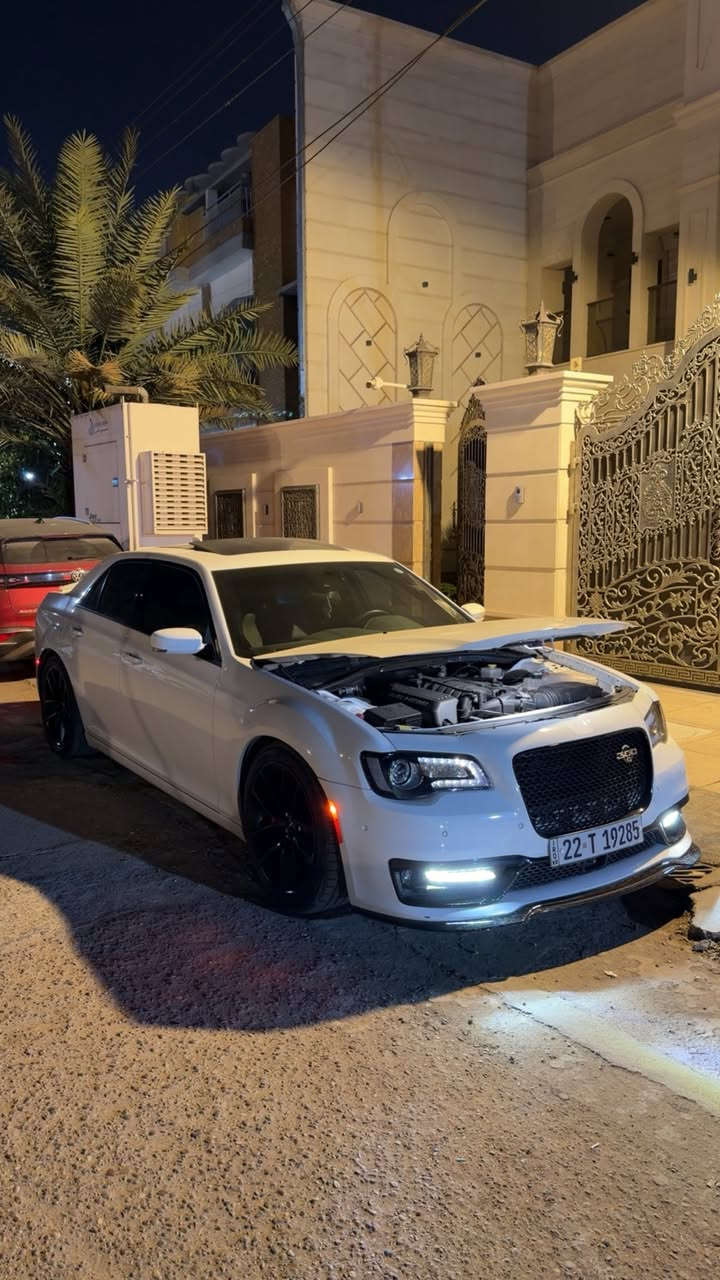 سلام عليكم
للبيع او للمراوس 

موديل 2023 امريكي 
كرايسلر SRT اخر اصدار من اصل 2000 نسخه 

السياره تجي مختمه last call اصدار خاص 
فول مواصفات شنو ببالك موجود من رادار وفتحه وجلود

حادث السياره جاملغ سايق فقط بدون ايرباك 
وكفاله لغود وشواصي ماشيه 14 الف فقط 
عليها تصريح تضليل يضل ويه السياره 

***********
