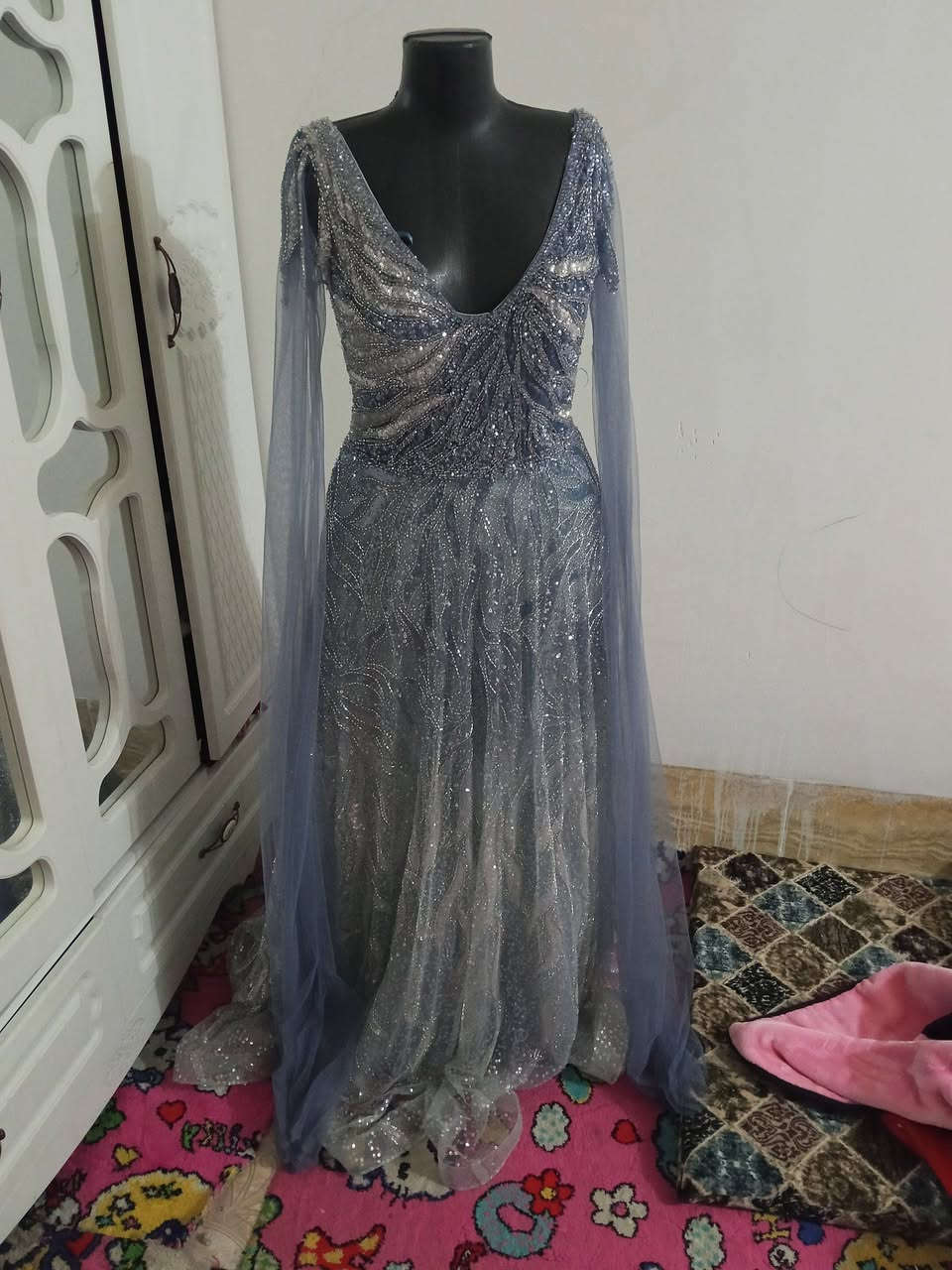 مرحبا بنات عندي قطع فساتين تصفية.  مستخدمه نضيفة سعرهم مناسب


**إذا كنت صاحب هذا الإعلان وتريد حذفه لأي سبب، رجاءا أرسل رسالة إلى الدعم الفني**