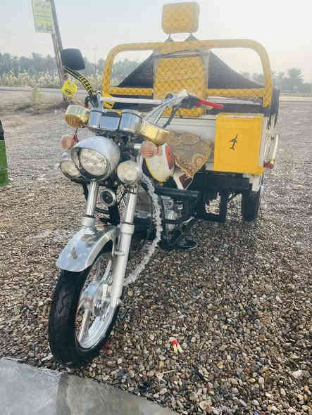 السلام عليكم ستوته ٢١ فحل عالي اوراق كامله شرط لا خياس ولا لحيم  مكفوله محرك كهربايات مكفوله كلا تايرات صار سبوع شادهن ستوته مكفوله من لخياس او من لحيم كلا مكفوله مابيه اي نقص حمل  بيه شتريد وطلع ماتهم مكاني ديالئ سراجق سعر مليون و٣٧٥ بيه مجال حك جيه رقمي 
٠٧٧٤ ٢٧٢ ٨٦٢٦‬
