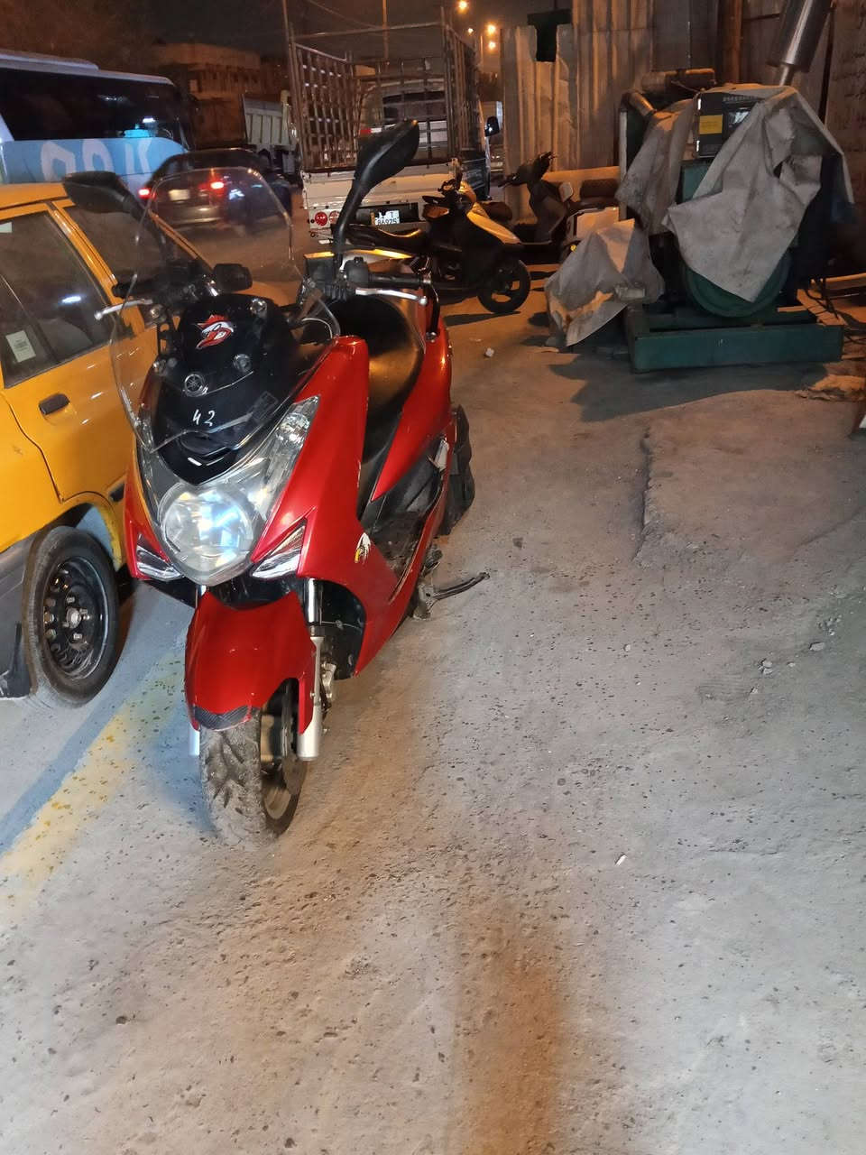 السلام عليكم
دراجه ياماها نوع ماجستا المحرك مفتوح تجفيت مظبوط درجه اولى على الفحص ترايك وين متريد 
للبيع بسعر مليون و 150 الف مكاني بغداد الحريه
للاستفسار اكثر ***********
