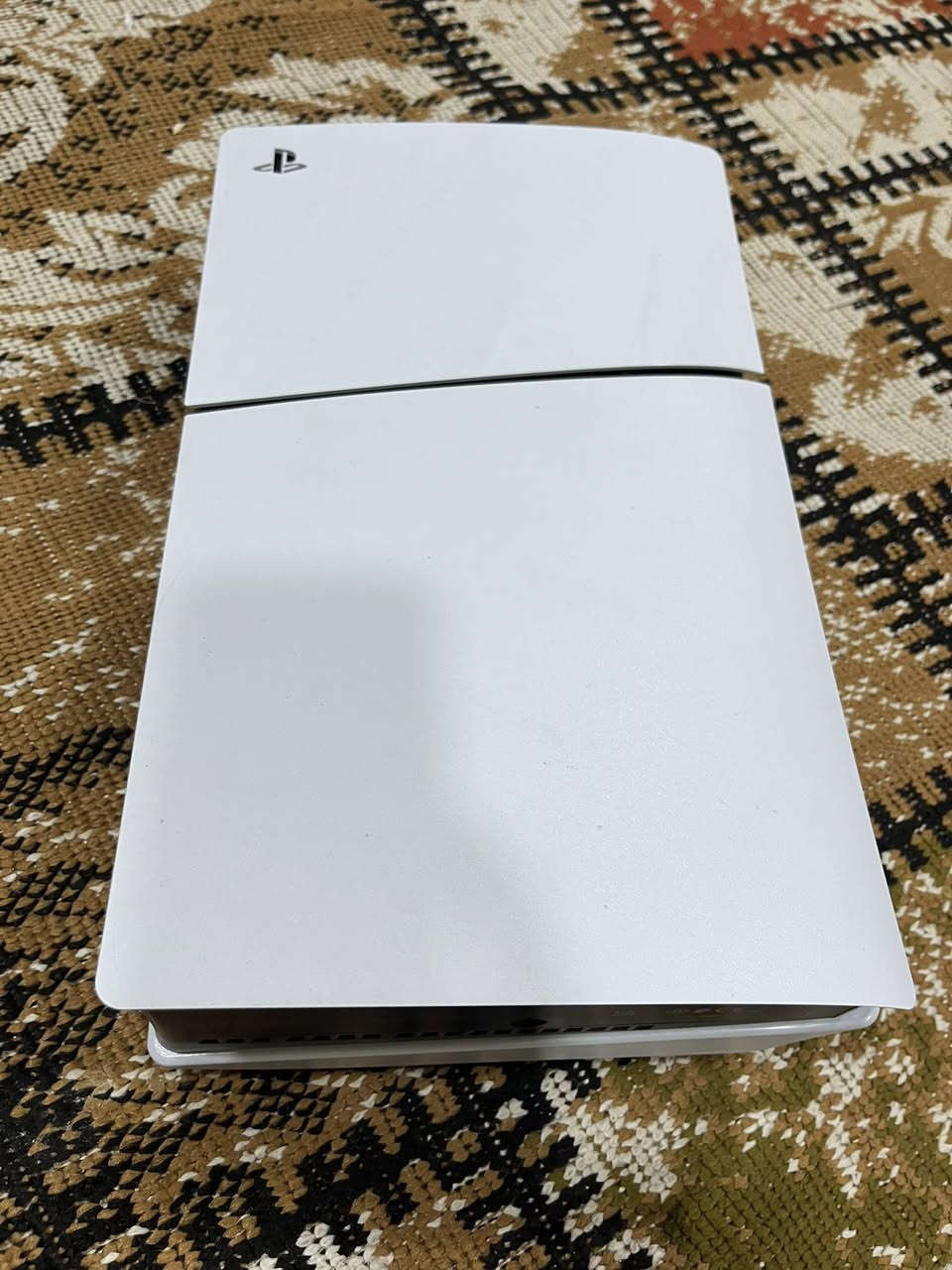 بلي ستيشن 5 أوروبي سلم
ذاكرة 1 تيرا

جوستك عدد ١

مروحة تبريد وشاحن جوستك

سماعات محيطية

يوبي أس يشتغل بس يحتاج بطاريات 

السعر ٦٥٠ وبي مجال 

كارتونة موجودة 

مكان قرب مجمع بسماية 

رقم ***********
