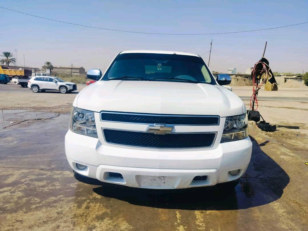  تاهو Lt #ادوات موديل 2011 خليجي للبيع فقط
تبريد و تدفئة تحكمات مكفولة من الگص والفتح والسرقة.

بغداد 