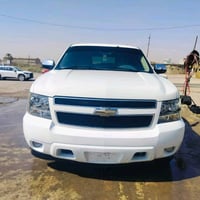 تاهو • مقاعد جلد • بيضاء