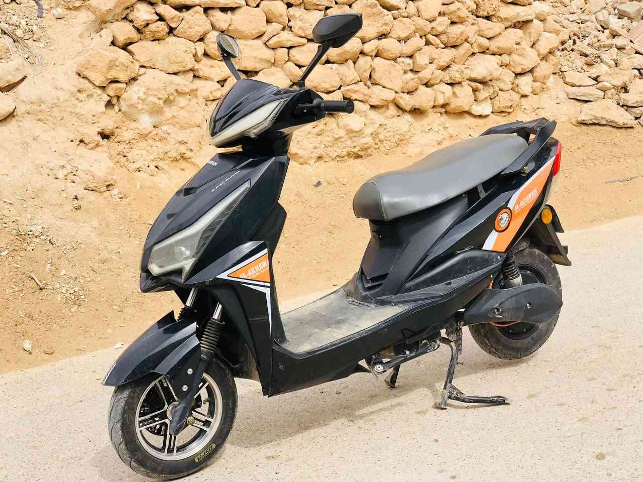 ماطور شحن للبيع بطاريات جدد موديل 25 قشره نظيف سعر والاستفسار على هذا الرقم ***********
