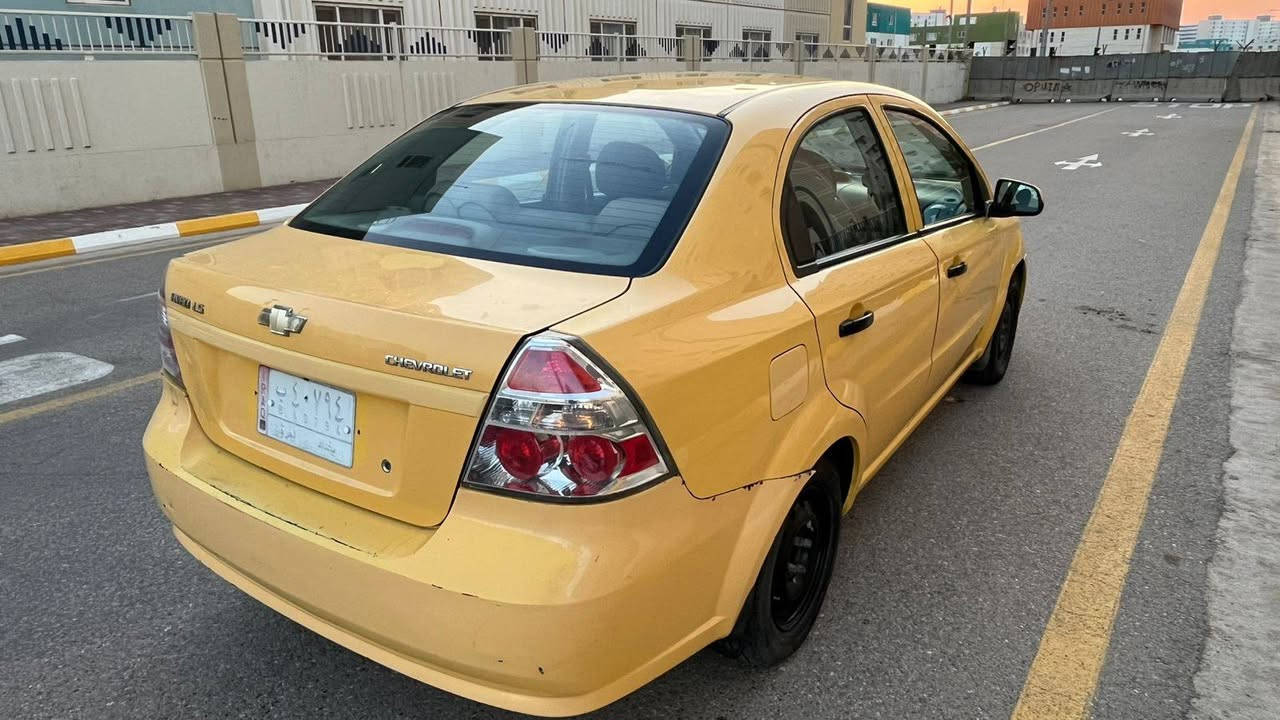 افيو ٢٠١١ تكسي صفرة
١٦٠٠ محرك
مكينة گير أوتوماتيك مكفول 
تخم تاير جديد
ماشية ١٩٠ الف 
حدادية جديدة
الشركة العامة للسيارات رقم بغداد باسمي مصفرة غرامات وهيئة  
تدفئة شغال تبريد يحتاج غاز فقط
بيها باب وجاملغ  امامي ربع صبغ وجاملغ مبدل امامي جهة السائق
التواصل مع صاحب السياره (***********)
