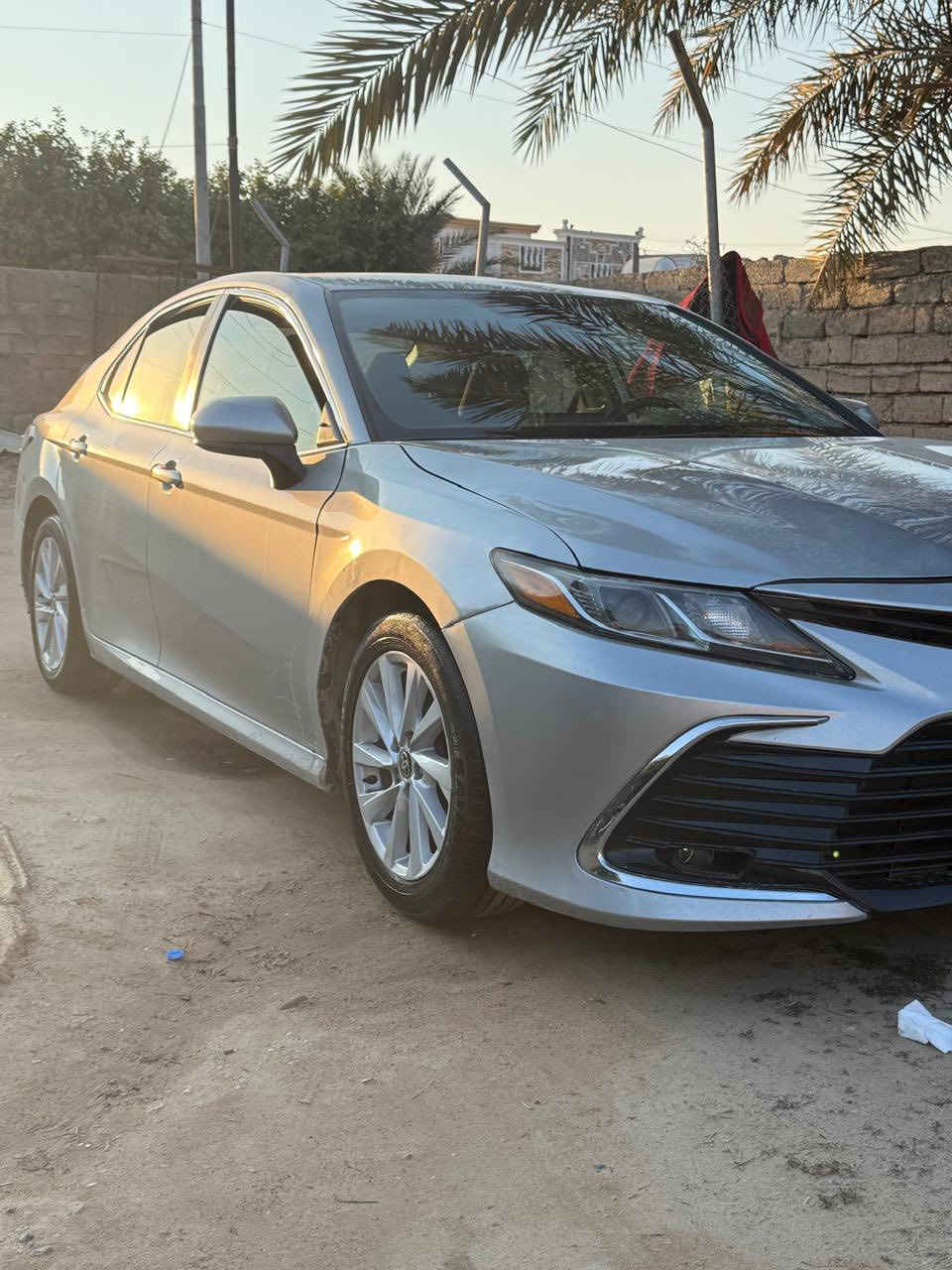 السلام عليكم 
كامري موديل 2022Le ماشيه 28ميل رقم دهوك مميز جاهزه من كلشي بيها ربع البنيد وربع الجاملغ نفسهن مصلحات بدون ارباگ بدون دواخل صور الضرر بل منشور  السعر 200 وبيها مجال مكاني بيجي ***********/***********
