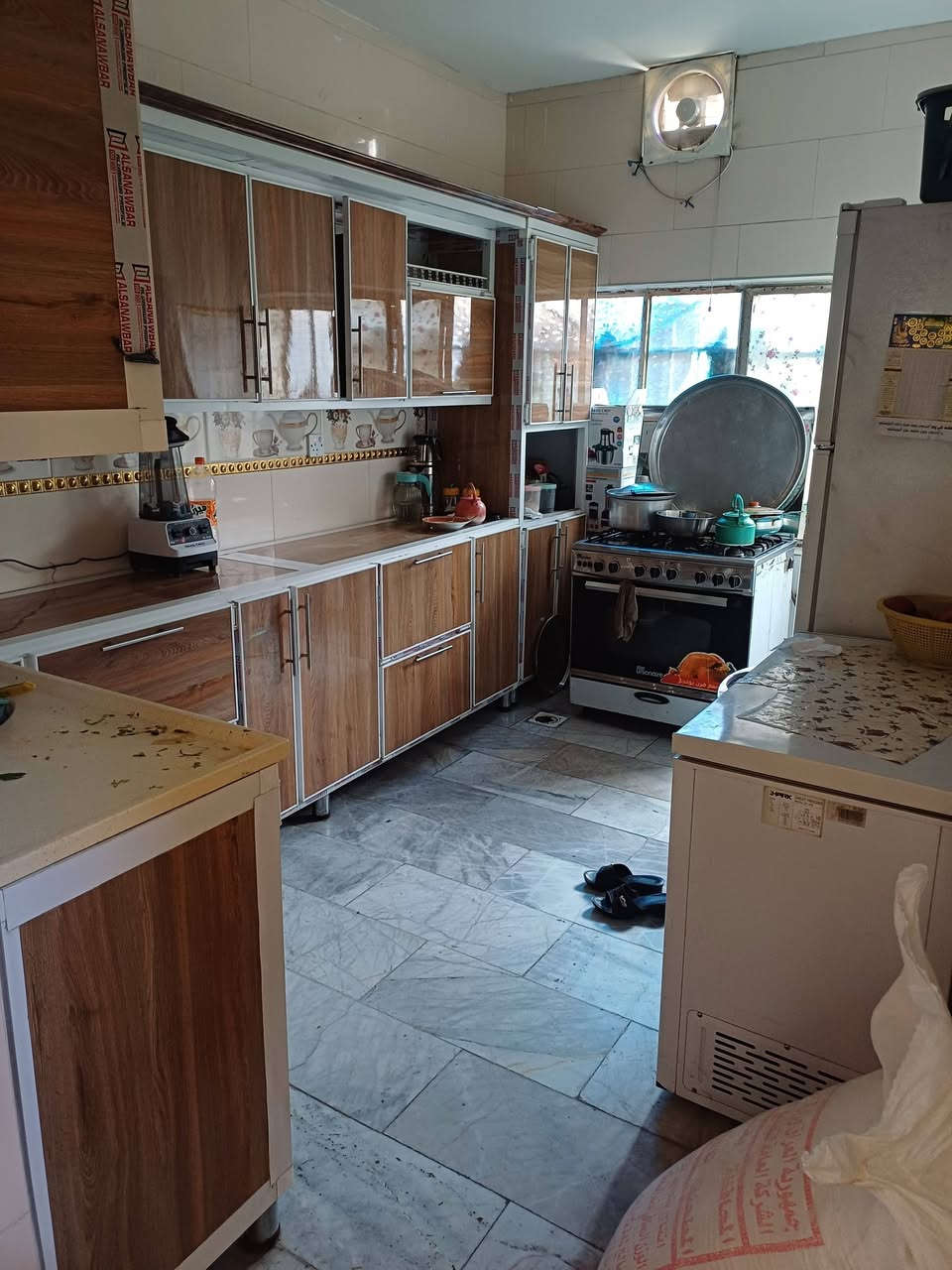 بيت للبيع طابو ملك مساحه ١٤٤ متر الكماليه شارع الاصفر هاتف مفتوح ***********
