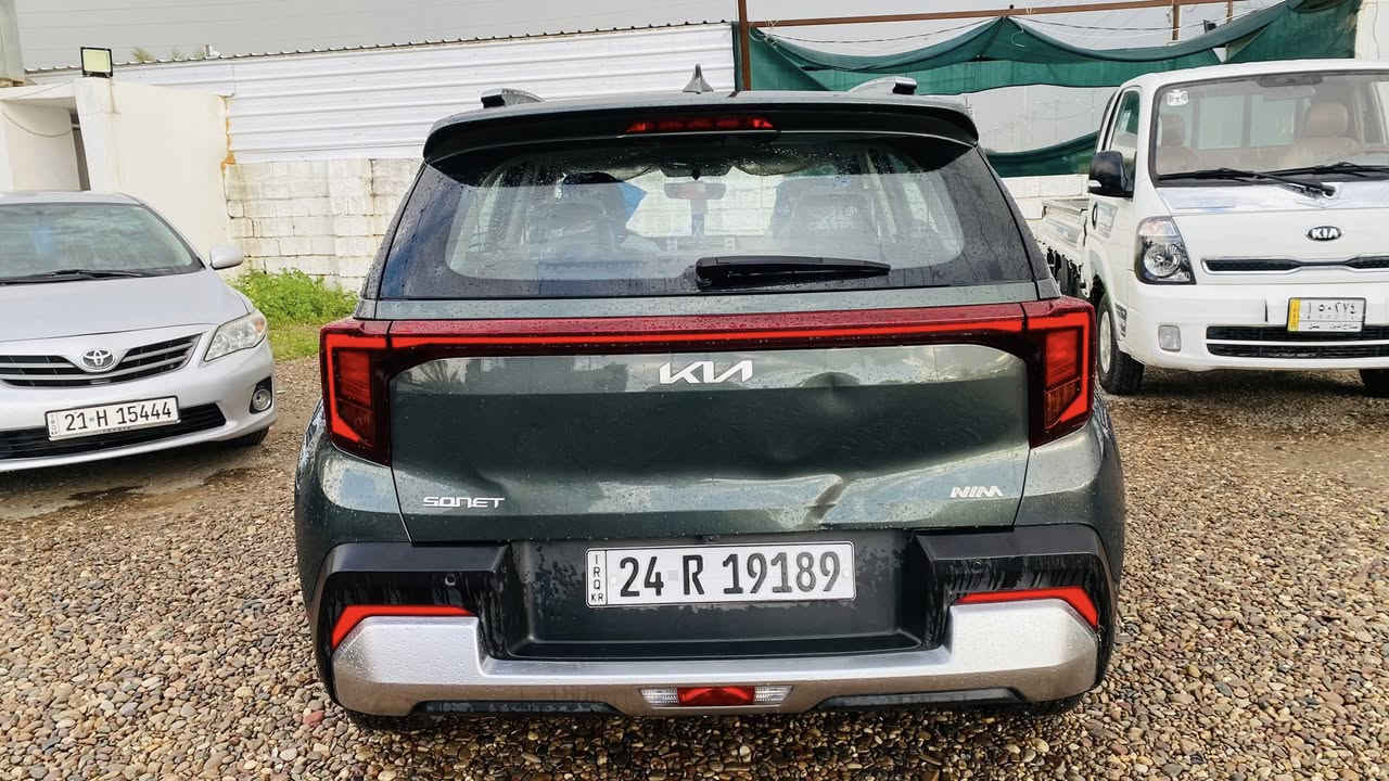 يتوفر لدى معرض حمو لتجارة السيارات
للبيع  .. للبيع
كيا سونيت
موديل 2024
رقم دهوك الشرعي بالعلم
بدون صبغ
بعدها عالوكاله
كير ومحرك شرط
السياره فول مواصفات
ماشية 34000 الف ميل
السعر 145 💵وبيها مجال للشراي
للأستفسار:الاتصال بالرقم التالي/
*********** 📱
او مراسلتنا على الخاص 
واتس آب✅
ماسنجر✉️
#موقعنا_العلم_الشارع_الرئيسي_قرب_الحي_الصناعي📍
