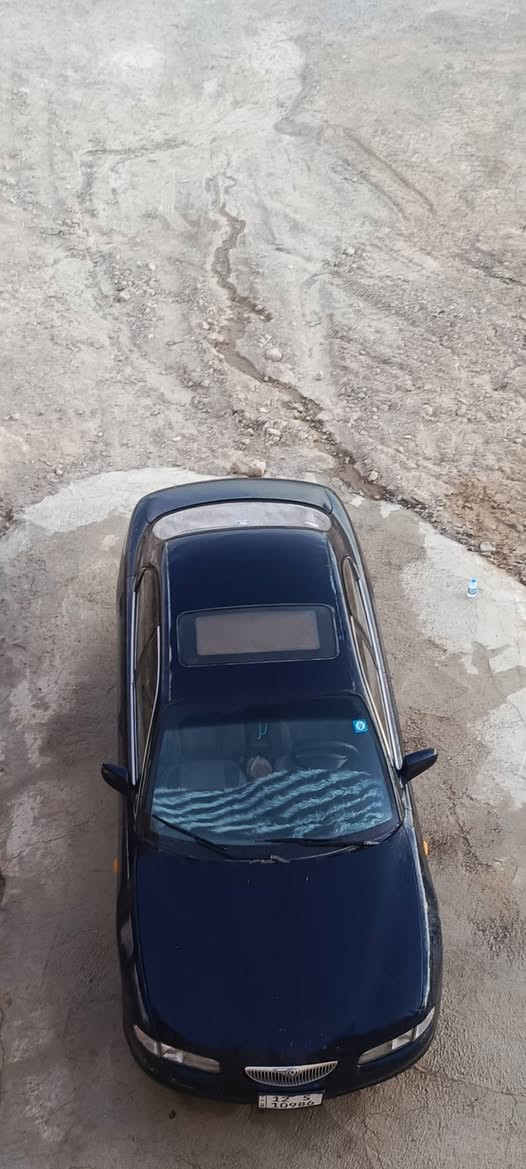 للبيع سيارة مازدا فاصوليا موديل 92سنويا جديده السعر 33وبيه مجال قليل رقمي***********
