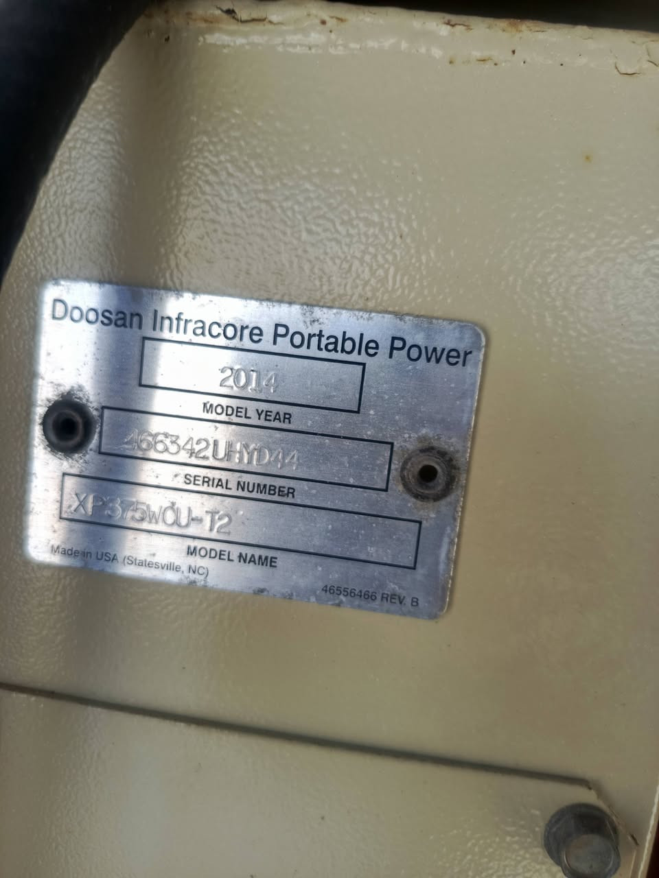 كبريسر انكر توسان الحجم 375كامل جاهز المكان البصره التصال ***********
