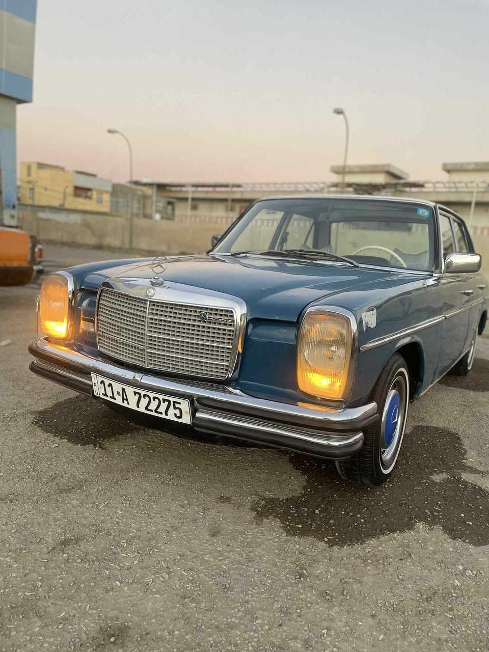 السلام عليكم سياره للبيع  عنوان السياره ديوانية موديل 76 رقم بغداد انكليزي مكينه بلادية كير عادي مصبوغة عام السعر 55
***********
***********
