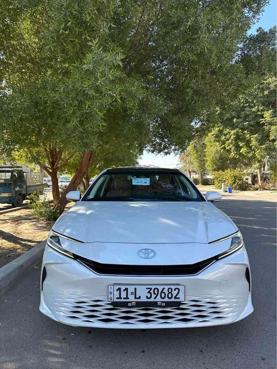 السلام عليكم كامري 2024شكل ل25 لمتدد
✅ ماشية: 50,000km
✅ تجميع: الصين
✅ كفالة عامة (عدا  3رصعات صغار كلش • محرك      cc 2000  هايبرد • بانوراما• كراسي كهربائية• شاحن وايرلس
•مرايات كهربائية مع إشارات• شاشة جبيرة + كاميرا خلفية• حساسات أمامية + خلفية• تحكم مقود جهتين (مالتي كونترول)• ويل كب حجم 17 إنج• رادار أمامي + خلفي + جانبي• دبل جام كهربائي• إضاءة LED + بك لايت LED• حساس أمطار• نظام توقف ذاتي
مكاني بغداد السيديه السعر 242وبيها مجال
*********** بغداد, العراق
