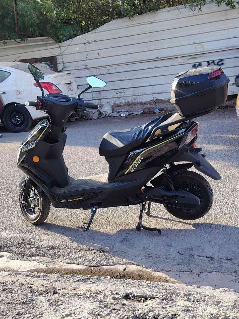 دراجه شحن نوع mtr
مدة الضمان سنه ملف + عقل / بطاريات ٦ اشهر

حجم الملف 1500w

عدد البطاريات ٦ دبل

صارلي شهرين من اشتريتها
بغداد الجديده شارع المسبح ***********

السعر ٧٠٠ ألف
