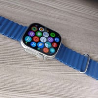 ساعة الترا T10للبيع 10تالاف بدون شاحنه  شراي اتصل  07710651560