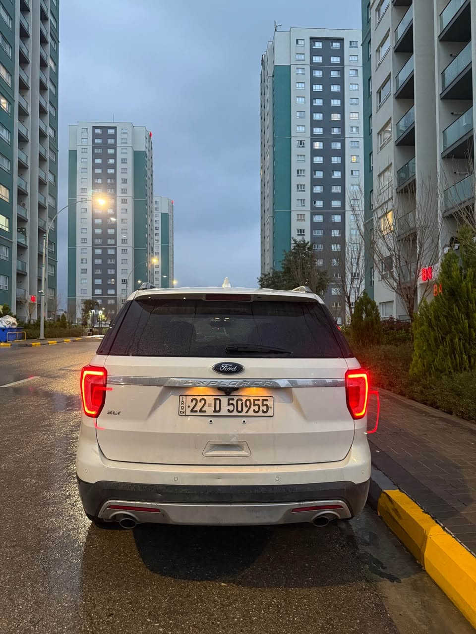 فورد اكسبلورر XLT 2017 مكانها سليمانيه

فورد اكسبلورر XLT 2017 مكانها سليمانيه

للبيع سيارة فورد اكسبلورر XLT 🔥2017 ابيض صدفي 🩸🩸

المواصفات  فول عدا الفتحة

 محرك 6سلندر  ممفتوح 

بصمة  تشغيل وبصمة ابواب  

تشغيل عن بعد

كامرة دوارة 

تحكمات ستيرن فول

اشاير بالمرايات جانبية وهيتر وعاكسة للضوء 

لايت وبراجكتور زنون

7 راكب كشنات جلد بيجي

كود ابواب 

شاشة كبيرة تستقبل الاوامر الصوتية وكاربلي

حساسات امامي وخلفي

كراسي الامامية كهرباء وتدفئة 

استيرن تدفئة

صندوق كهرباء   

تبريد 3 قطع امامي وسطي وخلفي مع تحكمات 

8 سماعات

منافذ AUX مع منافذ USB 

رام ذاكرة ورام خرائط GPS

 حادثها.  باب وجاملغ 

فقط بي  قبغ الجنطة  كارت 

الباقي كفالة

بدون دواخل ايرباك فقط استيرن ومبدل بلادي شرط الشغل

هزة وفحص جديد وشرط التحويل 

ماشية 90000 mail

مكان السيارة السليمانيه 

رقم انكليزي الجديد اربيل

تريد تحويل تريد وكاله بكيفك 

مكفوله من اي مصاريف 

السعر /بي مجال اتصل وبالخدمه

***********

***********

واتساب موجود السليمانية, العراق
