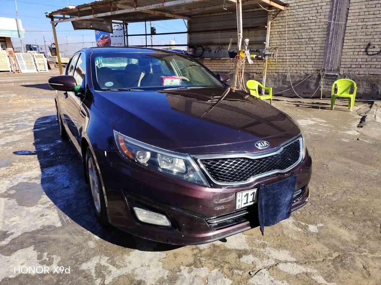 السلام عليكم كيا ابوبتما موديل 2015رقم بغداد امريكي محرك 2400 السياره ماشيه 71miالف السياره بيه تبديل بابين وخشم البنيد والداير الجاملغ الخلفي بدون دواخل السعر 110 وبيه مجال رقم الهاتف *********** مامتواجد ع الفيس
