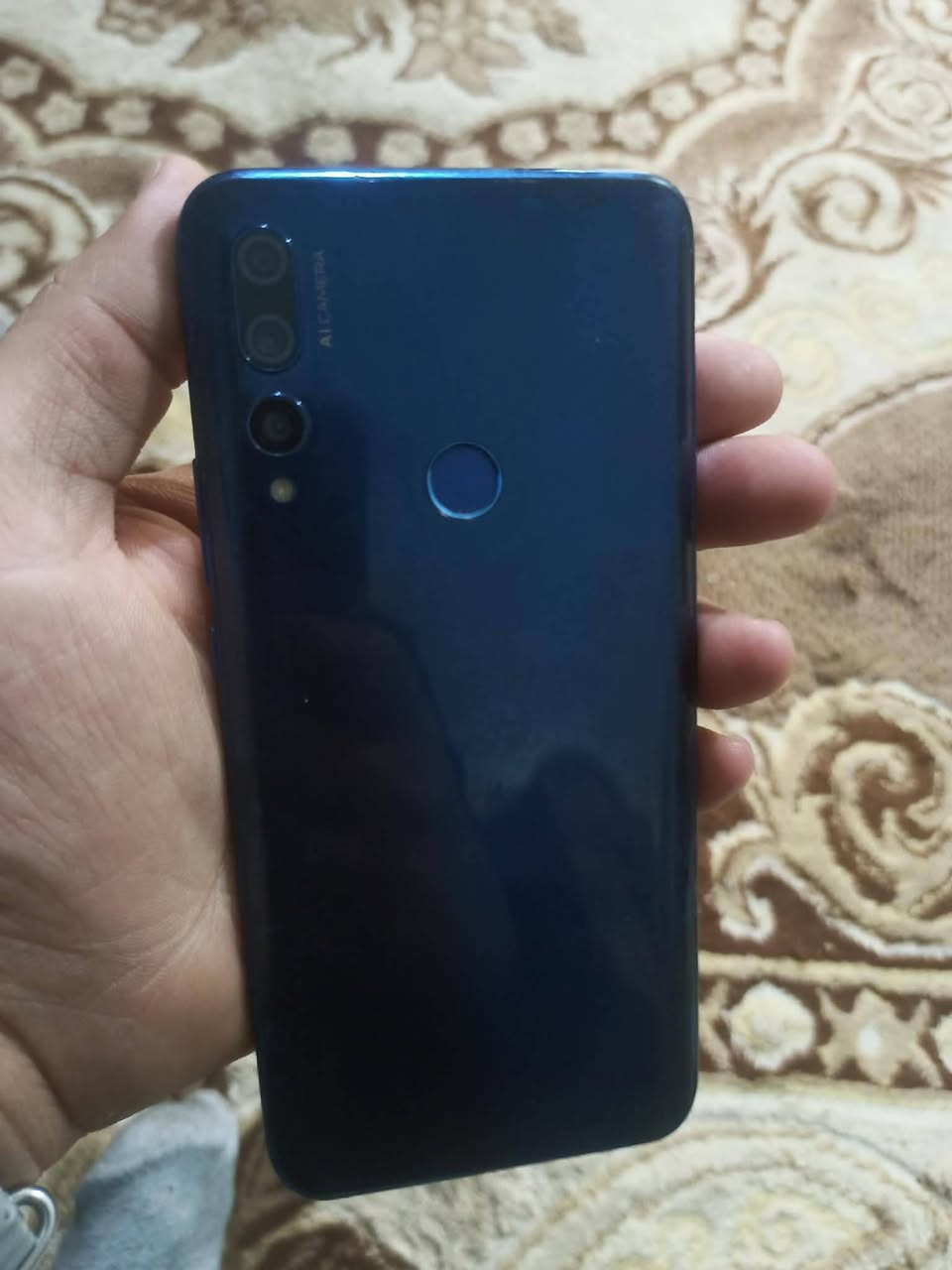 السلام عليكم هواوي y9 برايم 2019 ذاكره 128 جهاز نضيف كلش كل نقص مابي يخبل جهاز سعر 130 وبي مجال مستعجل ع بيع مكاني كربلاء فريحه قرب جامعه رقم *********** متواجد ماسنجر هم إذا لخط مزدود
