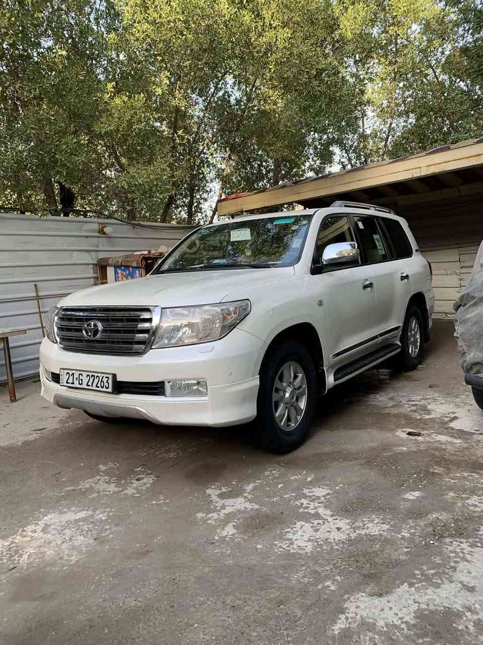 سلام عليكم عندي سياره للبيع لاندكروز موديل 2011 رقم سليمان ماشيه 90 ألف مكفول كفال  سبير مانازل سياره جديده وحلوه عل وضع شريكه سياره فول مواصفات تحويل مباشره عنوان بغداد ولشراي يتصل على الرقم ***********
