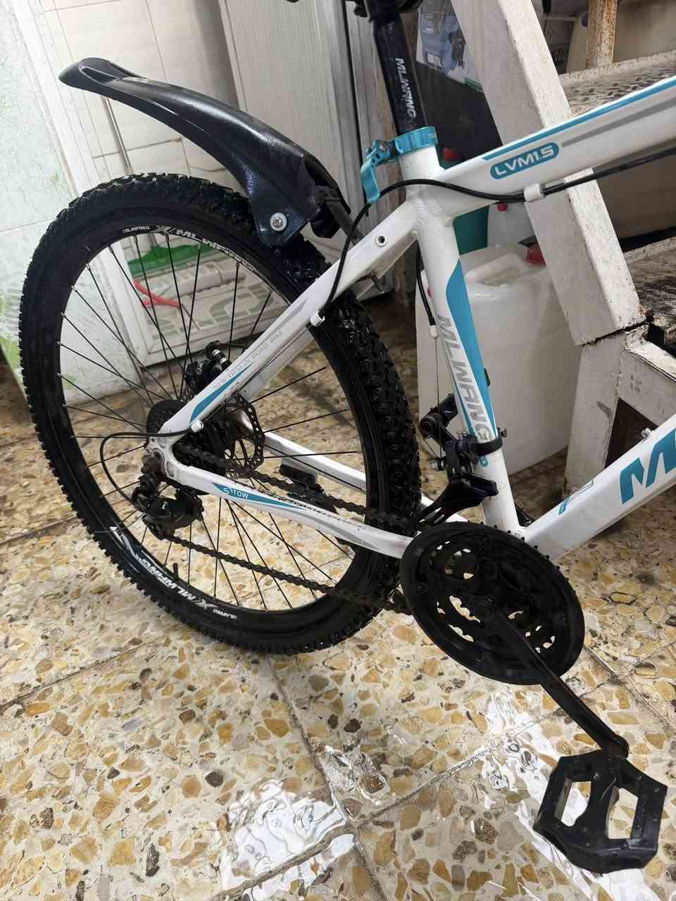 للبيع بايسكل درجة اولى استخدام اقل شهر سبب بيع ماعندي مكان الة
اخذته ب150 

واريده ب100 
مكاني ببغداد شعب


**إذا كنت صاحب هذا الإعلان وتريد حذفه لأي سبب، رجاءا أرسل رسالة إلى الدعم الفني**