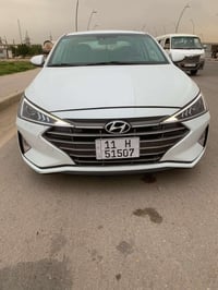 الانتره 20 وراد أمريكي لون ابيض صدفي   سياره نضيفه كلش ما متعوبه رقم ب...