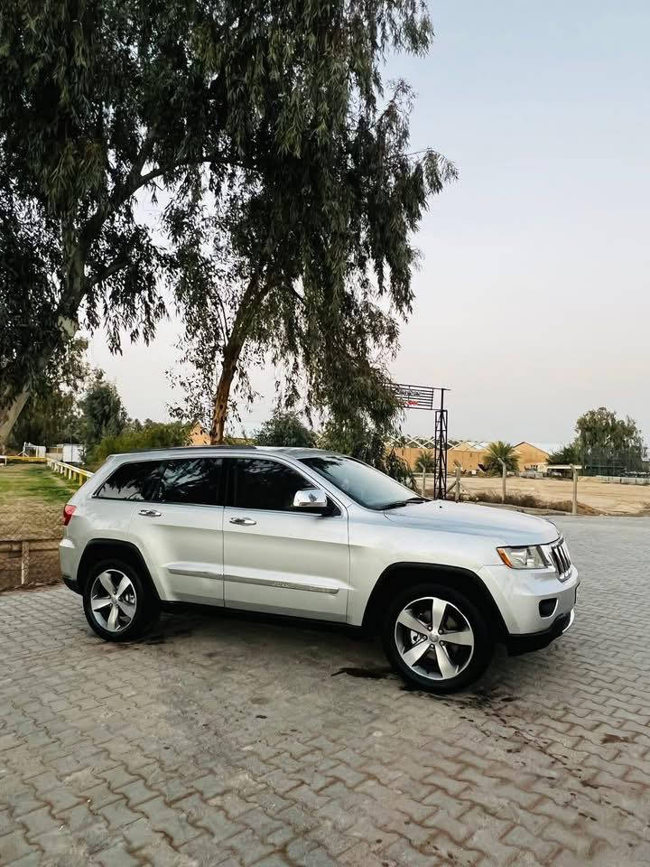 للبيع او مراوس اودي q7
جيب  لاريدو 2011 كليين
كفاله من الدعاميه للدعاميه كفاله عامه  عدا هلال الباب الخلفي صبغ مقدار شبرين اثر طخه الباب من تحت التريشه يعني ربع الباب من تحت صبغ فقط الباقي مكفول
 سياره بلاديه وضع شركه
جديده بمعنئ الكلمة مال جناي شرط الفحص والسونار وين مايعجبك افحص
رقم بغداد [ جديد وهزه جديده بسمي. شرط تحويل
حجم المحرك: 3600
 ، 6 سلندر
 كير ومكينة مكفول
قطعتين تبريد ثلج شرط
مقاعد جلد بلادي لونين
تول ويل المرغوب
ماشيه 200الف كيلو متر حقيقي شرط 
تحكمات استيرن
كشن سائق كهرباء + مساج
شاشه قلاب +سيدي 
كامرة خلفية  
بصمه تشغيل +تشغيل عند بعد
لايت زينون 
 بلكات + ادامه منضومه البانزين كله جديد 
السياره جديده بمعنئ الكلمه ،مال جناي
السونار مرفق 
اخوان كلشي موجود بالسوك 
والي ما يريد يشتري لا يعلق بارك الله فيكم 
السعر/165$ مجال بسيط جداً 

رقم(***********)
