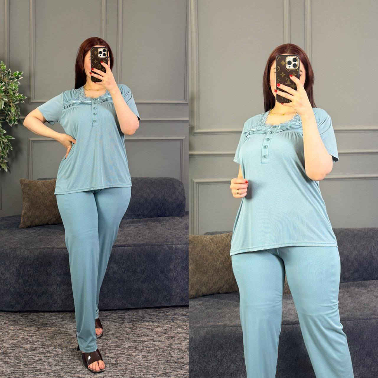 جديد  لموسم صيف 2026

تراك نسائي دكم وكيبور   😍

الخامه فانيلا محزز اصلي فول ليكرا 

القياسات   L - XL - XXL - XXXL

سعر الدرزن  72 الف

مسموح #نص


**إذا كنت صاحب هذا الإعلان وتريد حذفه لأي سبب، رجاءا أرسل رسالة إلى الدعم الفني**