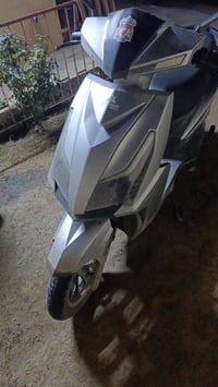 ماطور شحن الوطنية • بطاريات شرط • نضيف