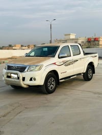 هايلوكس ٢٠١٥ • اوتوماتيك • رقم بغداد