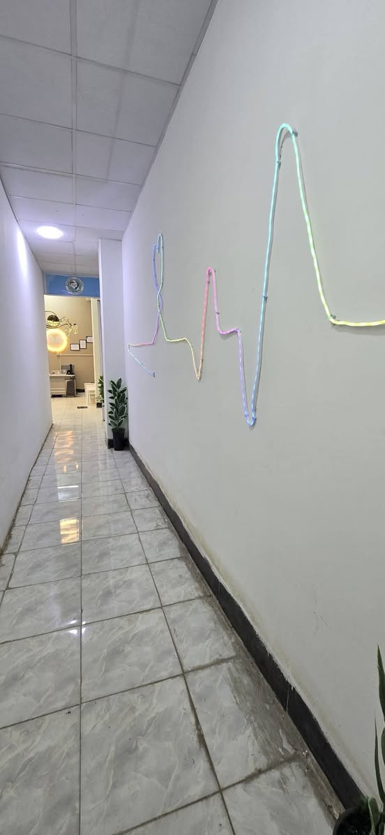 تتقدم العيادة التمريضية التخصصية بأحر التهاني والتبريكات بمناسبة حلول شهر رمضان المبارك 🌙
سائلين الله أن يتقبل منكم الصيام والقيام ويمنحكم الصحة والعافية 🤍

🔹 خدماتنا مستمرة طيلة أيام الشهر الكريم

🔹 كادر تمريضي متخصص بأعلى مستوى من العناية

📌 نقدم لكم خدماتنا:

• قياس الضغط والسكر

• تثبيت الكانيولا

• إعطاء علاج

• زرق إبر

• ضماد الجروح والعمليات

• رفع الأجسام الغريبة داخل الجلد

• تبخير 

• خياطة الجروح عادي وتجميل

• رفع الأكياس الدهنية

•  شد ورفع صوندة الادرار 

• ثقب الأذن 

• رفع الزوائد اللحمية

• سحب دم للتحليل المختبرية

• ناظور الأنف والأذن لإزالة الأجسام العالقة

• غسل تجويف الأنف والأذن

• غسل العيون من الأتربة والأجسام العالقة

💉 صحتكم مسؤوليتنا… وخدمتكم شرف لنا

موقع العيادة بداية شارع الطيارة مجاور صيدلية فرح عبد العزيز الطحان

📞 للاستفسار: ***********

🌙 رمضان كريم عليكم وعلى عوائلكم 🌙
