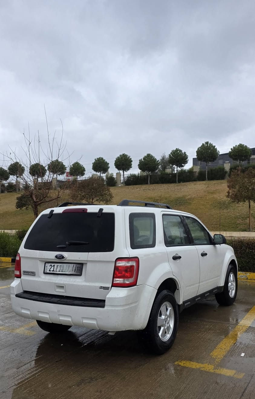 به ناوى خودا
فورد اسكيب  ٢٠١١

مه كينه ٢.٥  تاك اكسل  مه رغوب

خاوين بى كيشه بى نوقوستانى

كيرومه كينه به شه رت جركه ى تيا نيه

بى بوياخ ٢ به له ساردى هه يه سه ياره كه زور جايزه ناو زه رد تايه تازه سه نه ويو ره قه م تازه تا ٢٠٢٩

ته حويلو به ناوكردن به شه رت

شوين/سليمانى

نرخ/١٢٩ كه لاو معامه له

ت/***********
