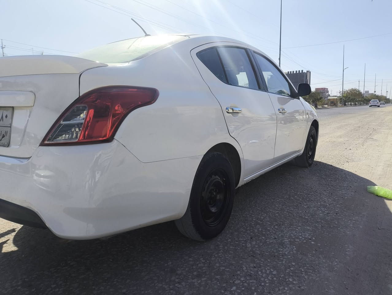 نيسان سني موديل 19 هندي قطعتين وشوية من الجاملغ الخلفي ايمن صبغ إثر ضربة بلجنطة وباردات تفاصيل اكثر خاص او اتصل *********** السعر 88
