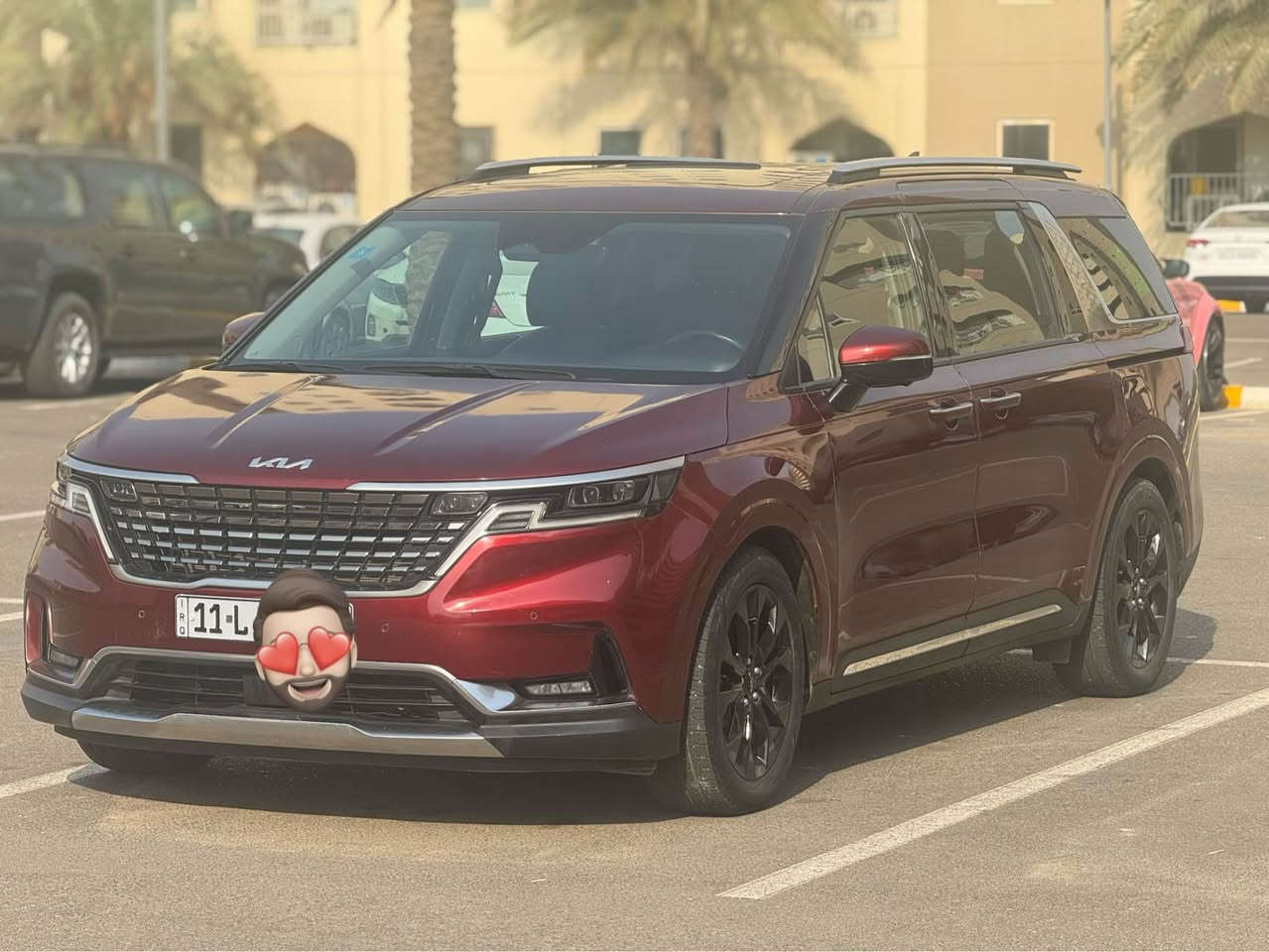 كيا كرنفال 
2024 SX-prestige 
برستيج وارد امريكي فول 1/1 
رقم بغداد
‏Kia Carnival Mpv SX-Prestige2024   3.5L
 
                 حجم المكينه : 3500 V6
         المسافه المقطوعه : 18800 mi
الضرر :  جاملغ و بنيد وجاملغ خلفي 
            ايرباك ستيرن 
#مواصفاتها 
فتحتين سقف
1.شاشه 
2.كامرات 360 امامي وخلفي وجانبي وداخل السيارة هم كامره 
3.بصمه
4. نظام ايكو + سبورت + سمارت
5.ويل كب 
6. تشغيل عن بعد
7.حساسات خلفي امامي وجانبي
8.بيبان كهرباء اثنيهن 
9.لايتات لد
10.لايتات زنون
11.بكلايتات لد
12.اشاير بالمري
13.رادارات 360 امامي وخلفي وجانبي
14.كشنات جلد لون مشمي بلادي
15.ثلاث قطع تبريد
16.هيترات بالكشنات حار بارد
17.هندبريك بصمه
18.شحن وايرليس
19.هيتر بالاستيرن
20.كشافات 
21.مري شفط +قلاب من ترجع ع بك تنزل للأسفل + كامره 
22.كشنات كهرباء 
23.كشن السايق ميمري
24.تحديد مسار
25.الكشنات الخلفيه سياحي+تدفئه و تبريد
فول موصفات 1/1 جاهزه 
مكان السياره / الكرادة شارع 42 
السعر 252 $ وبيها مجال بسيط 
للأستفسار *********** بغداد, العراق
