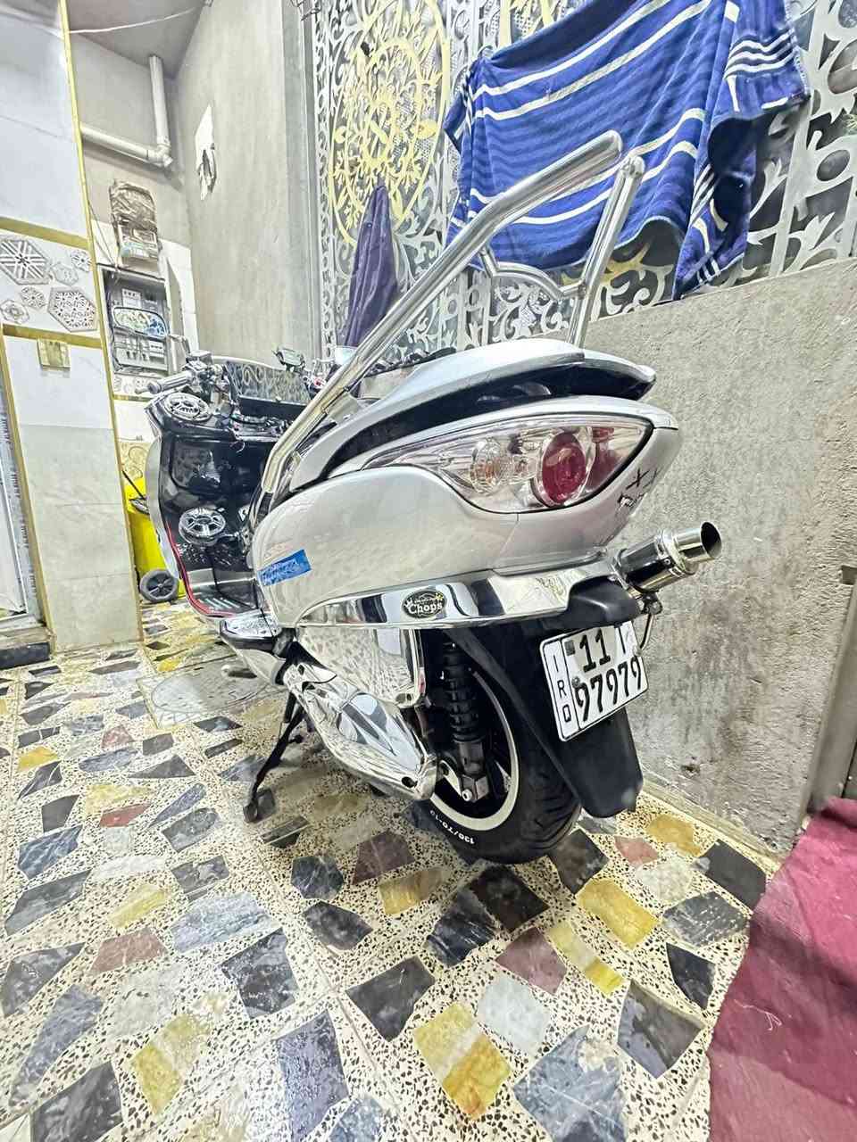 0.8 للبيع 3مليون نضيفة اكفلك مكينة بيهة بس قايش تعبان فقط قفل العنوان بغداد الغزالية شارع الضغط ***********
