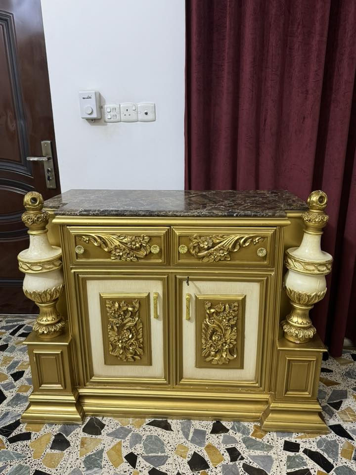 غرفه نوم مصريه مستخدمة للبيع 
السعر ٣ مليون

بغداد
***********
